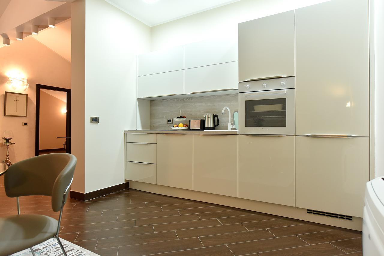 Maniva Penthouse By The Sea Leilighet Kotor Eksteriør bilde