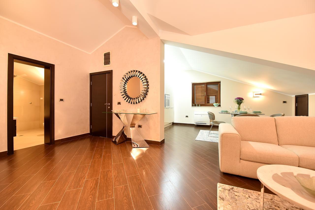Maniva Penthouse By The Sea Leilighet Kotor Eksteriør bilde
